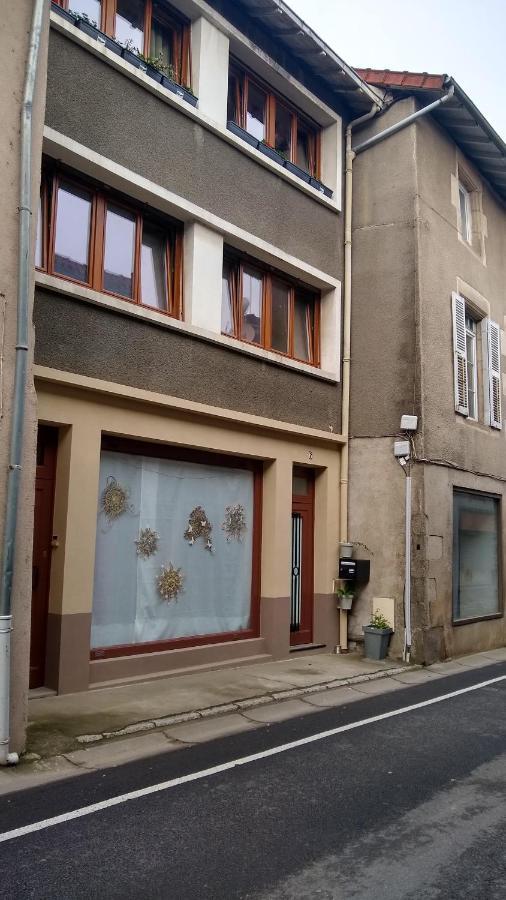 Le Passage Du Faubourg, Agreable T3 En Duplex De 120M2 Saint-Léonard-de-Noblat Exterior foto